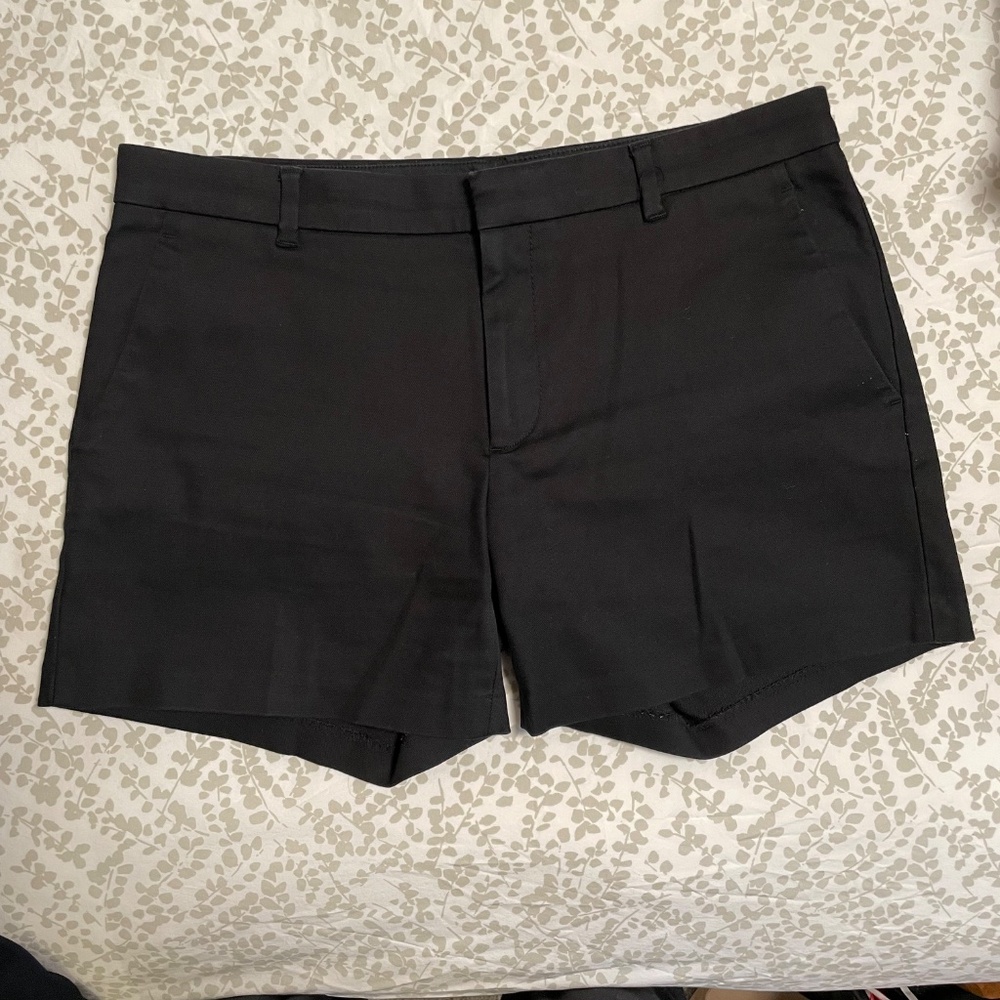 Banana Republic Black Shorts thick fabric size 4